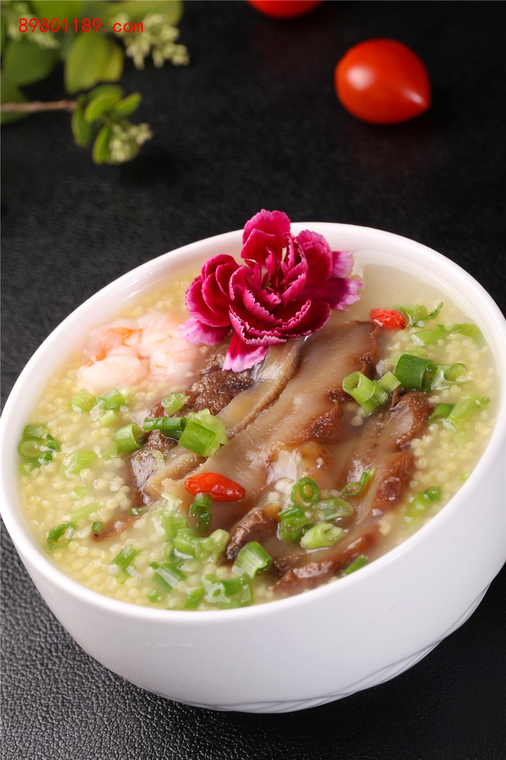 小米海参粥